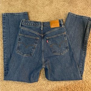 Levi’s Ribcage Straight Ankle Women’s Jeans